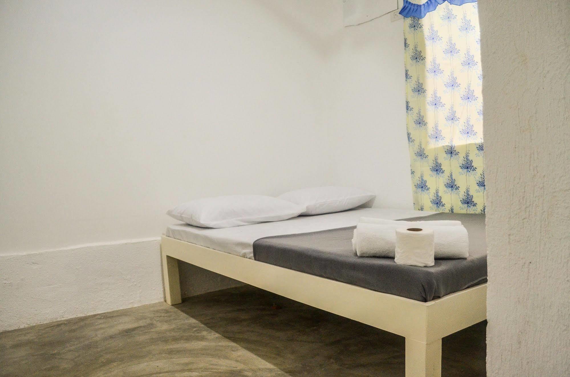 Dormitelsph El Nido Hostel Buitenkant foto